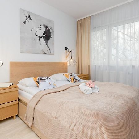 Warsaw Sokolowska One Bedroom Apartament By Noclegi Renters Dış mekan fotoğraf